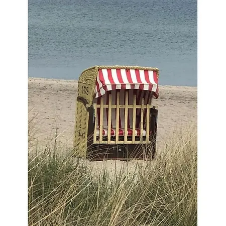 Juchmann Modern Retreat *